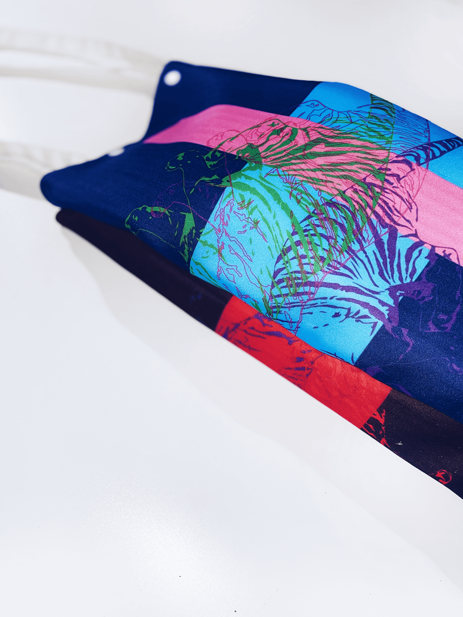 Tuck-In Bag - small by Tamra - Image 10